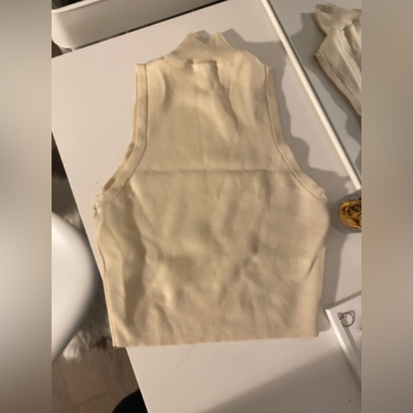 Zara high mock new white sculpt tank | Size S - Picture 4 of 4